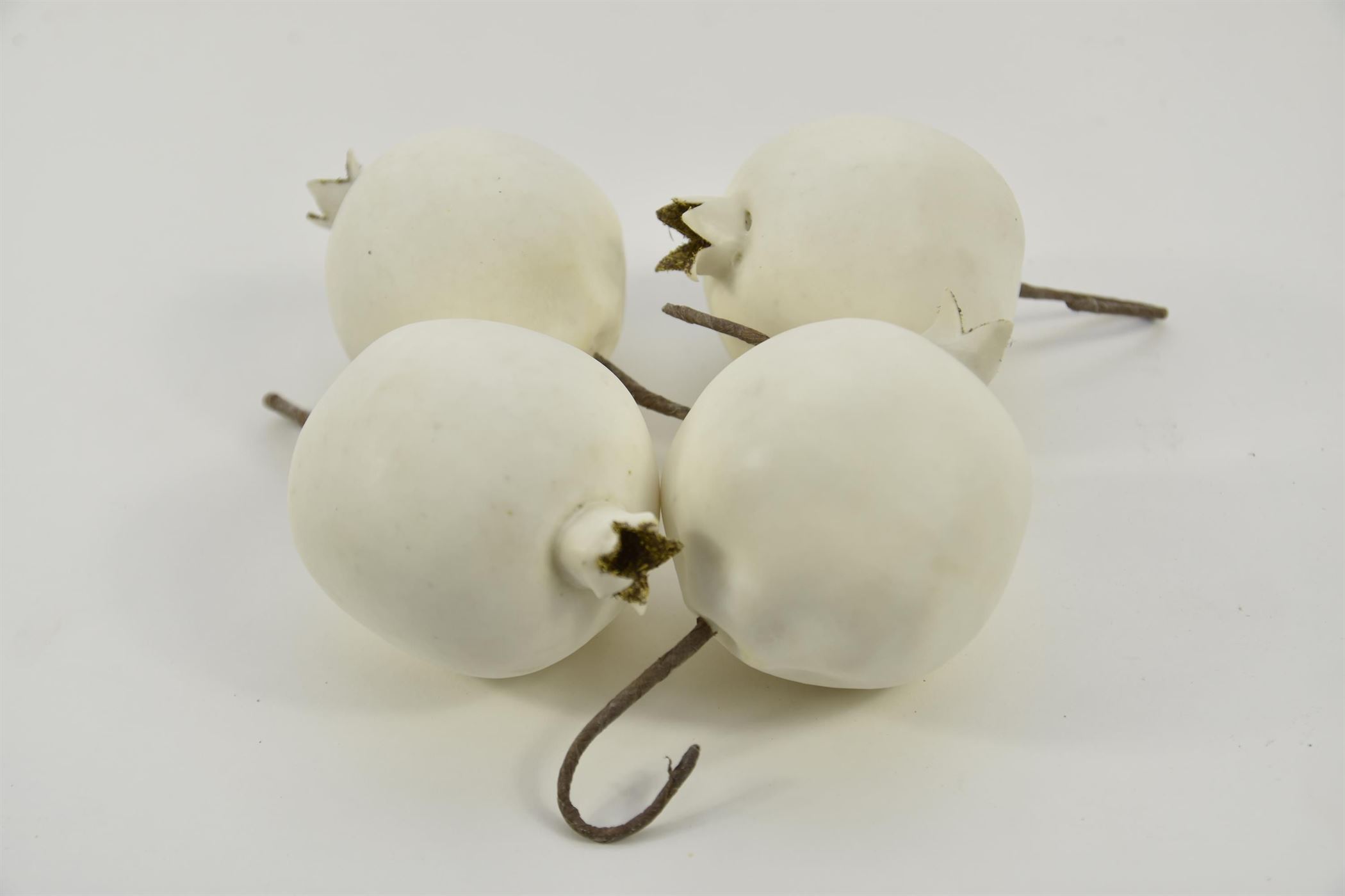 Granátové jablko 9 cm 4 ks